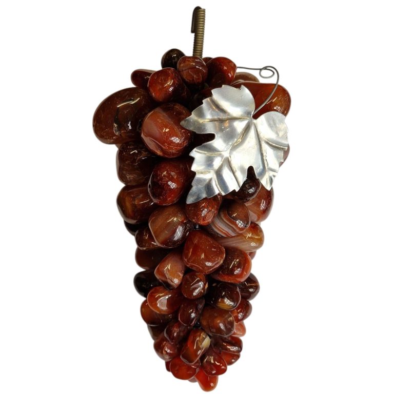 Cacho de uvas em cornalina – 611g