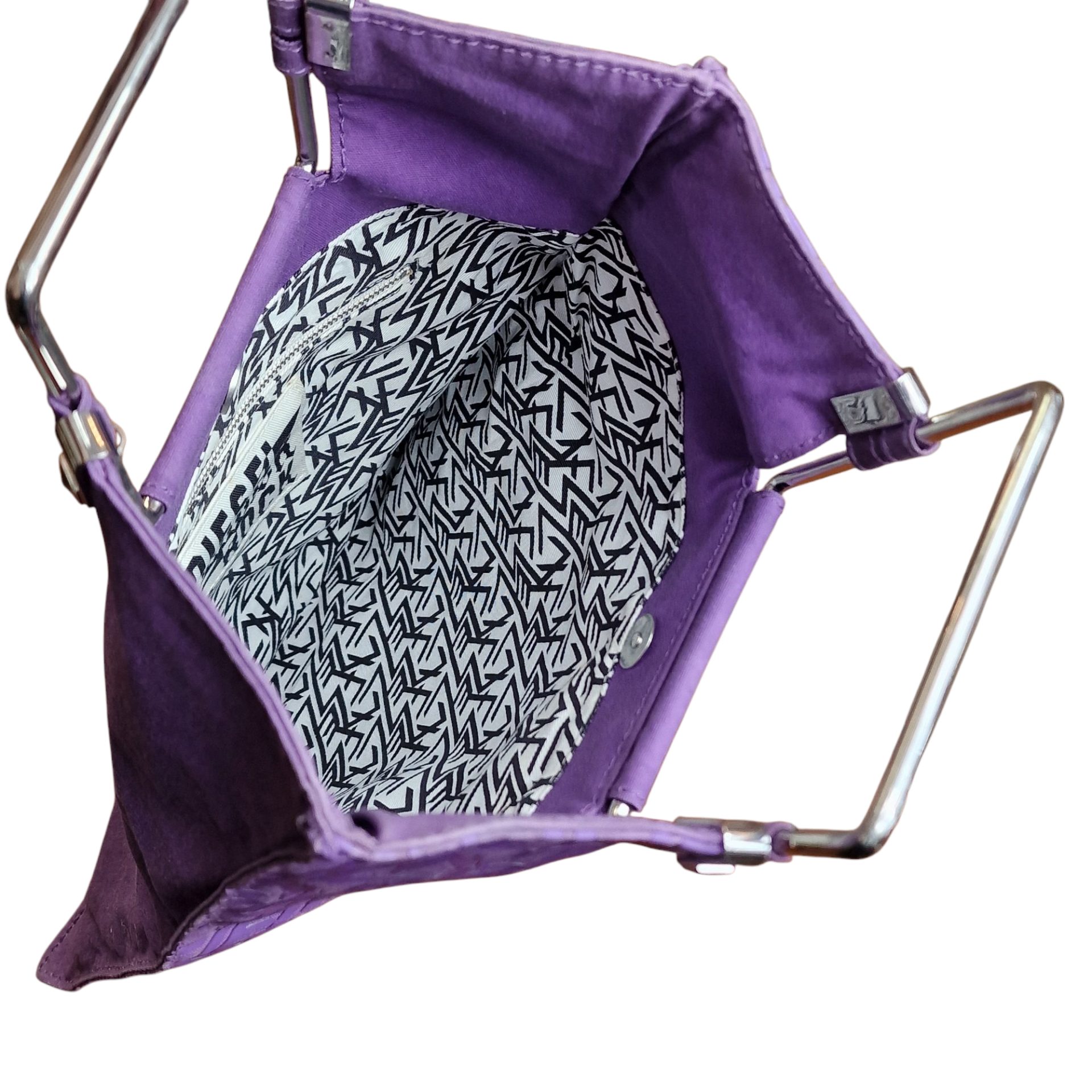 Mala Diesel em Tecido Roxo com Logótipo em Relevo e Pega Metálica