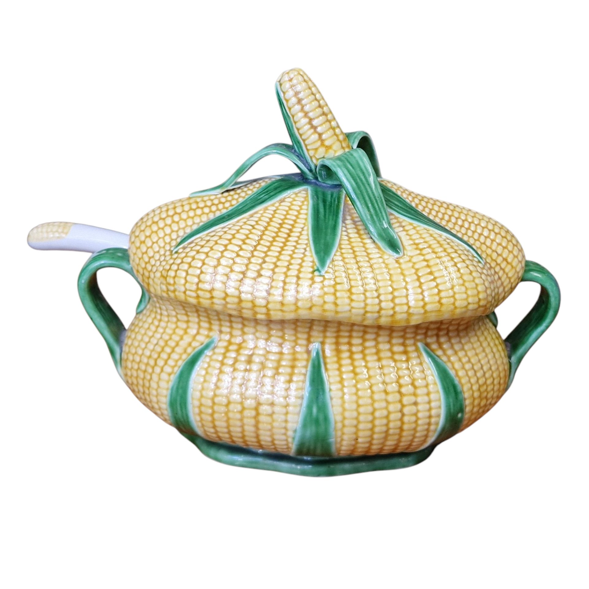 Sopeira em faiança portuguesa “Milho” com colher – Faianças Belo, Caldas da Rainha (Portugal)