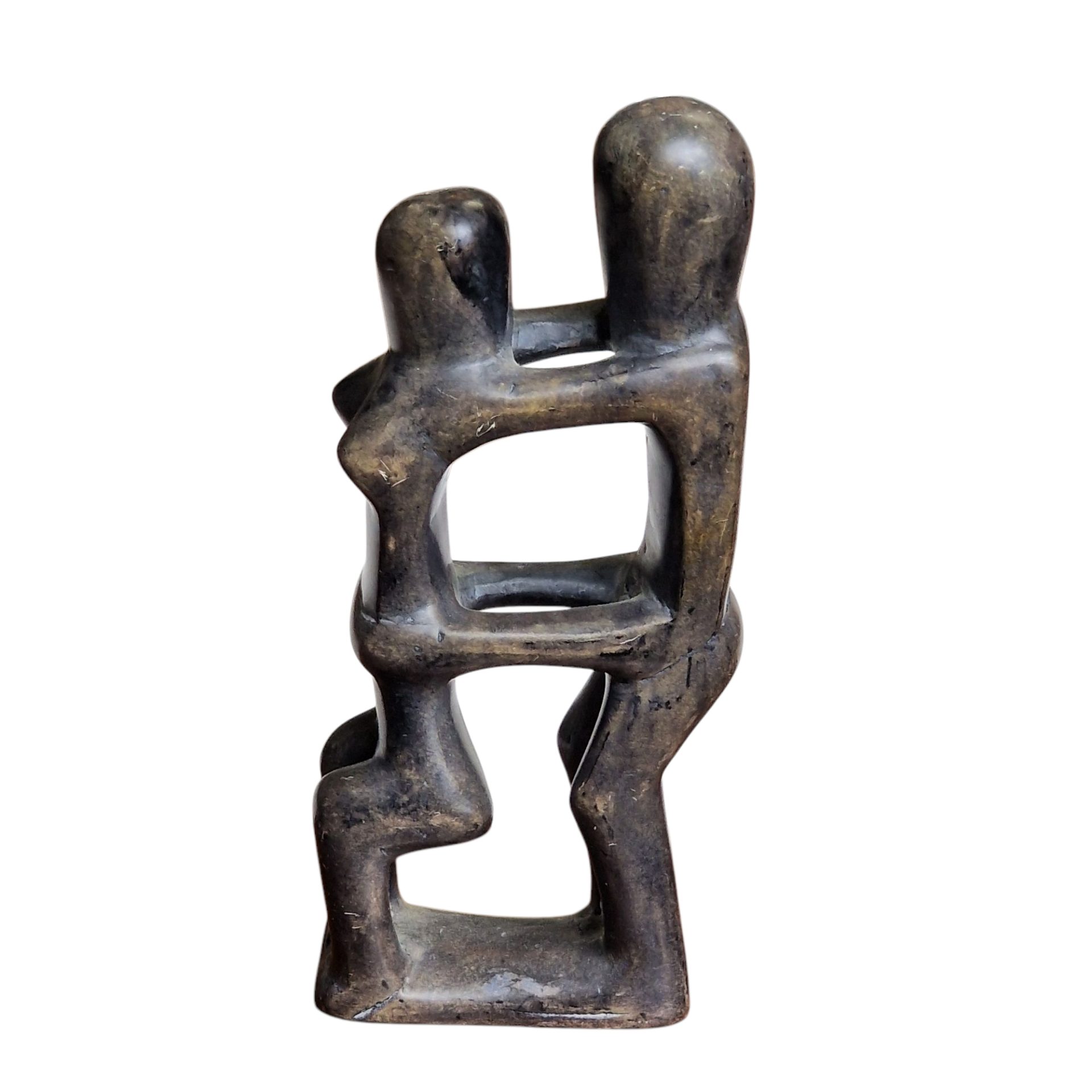 Escultura “Abraço Abstrato” em pedra