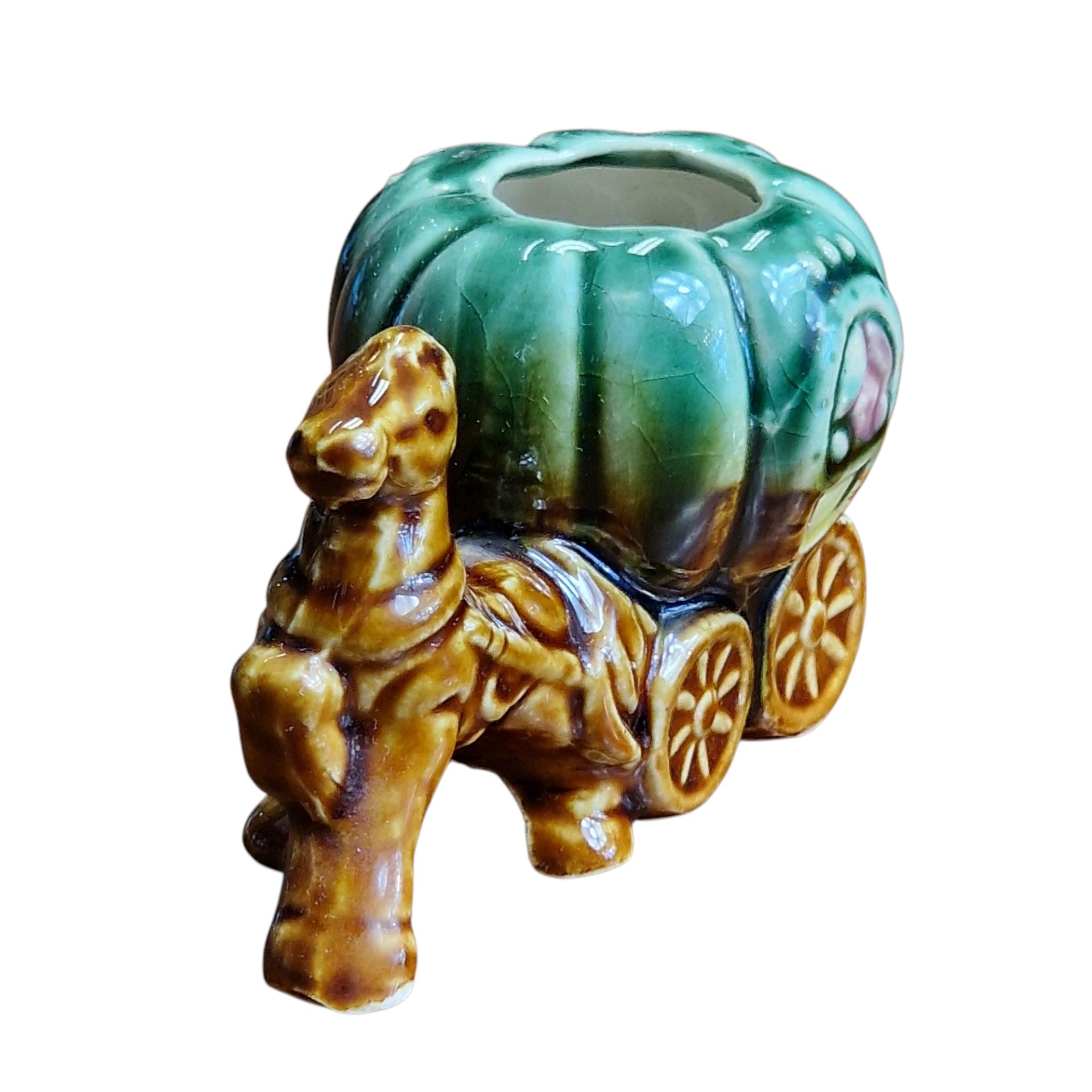 Paliteiro em cerâmica vidrada com forma de carruagem de abóbora puxada por cavalo