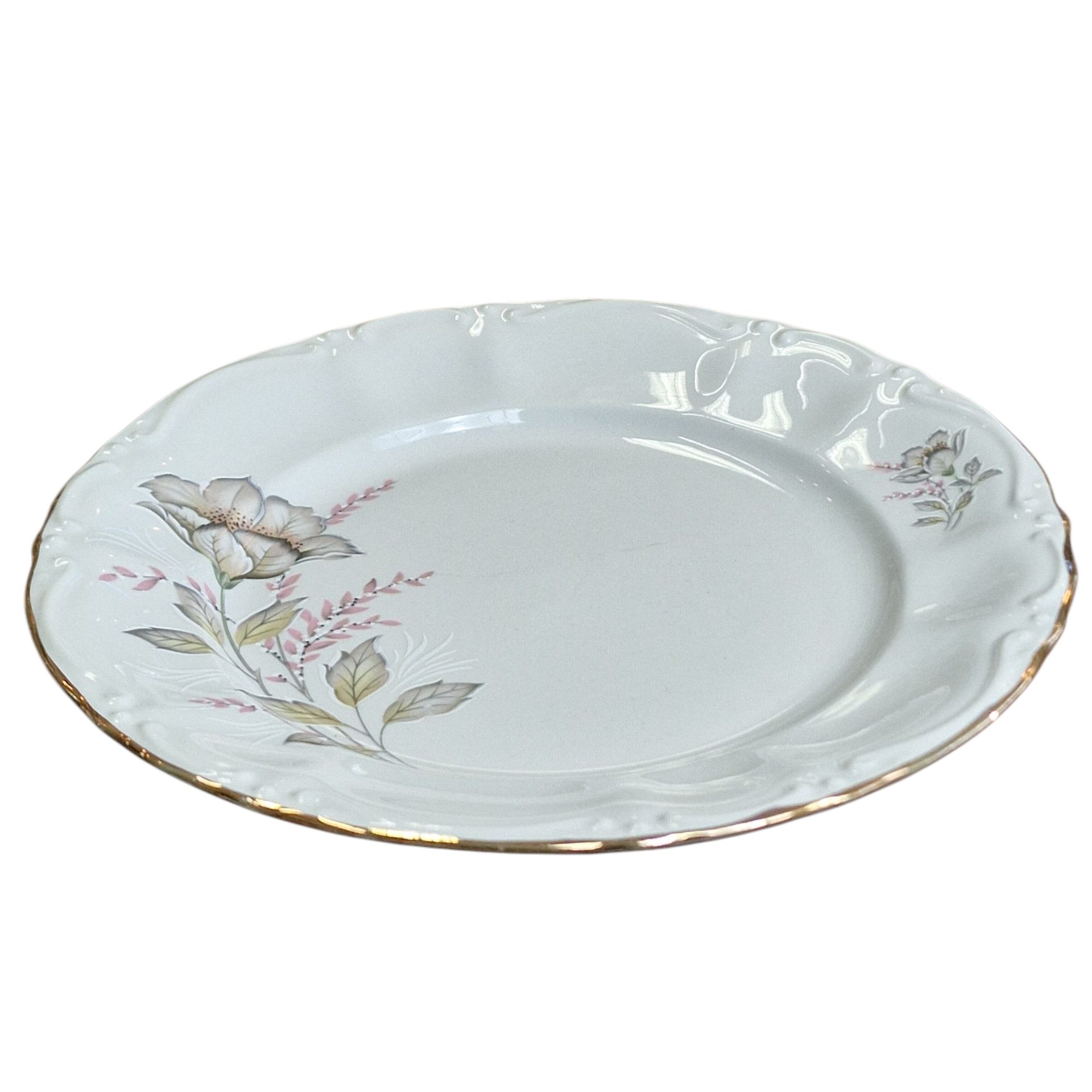 Prato decorativo em porcelana com flores e filete dourado – Manifattura Porcellane Royal CP