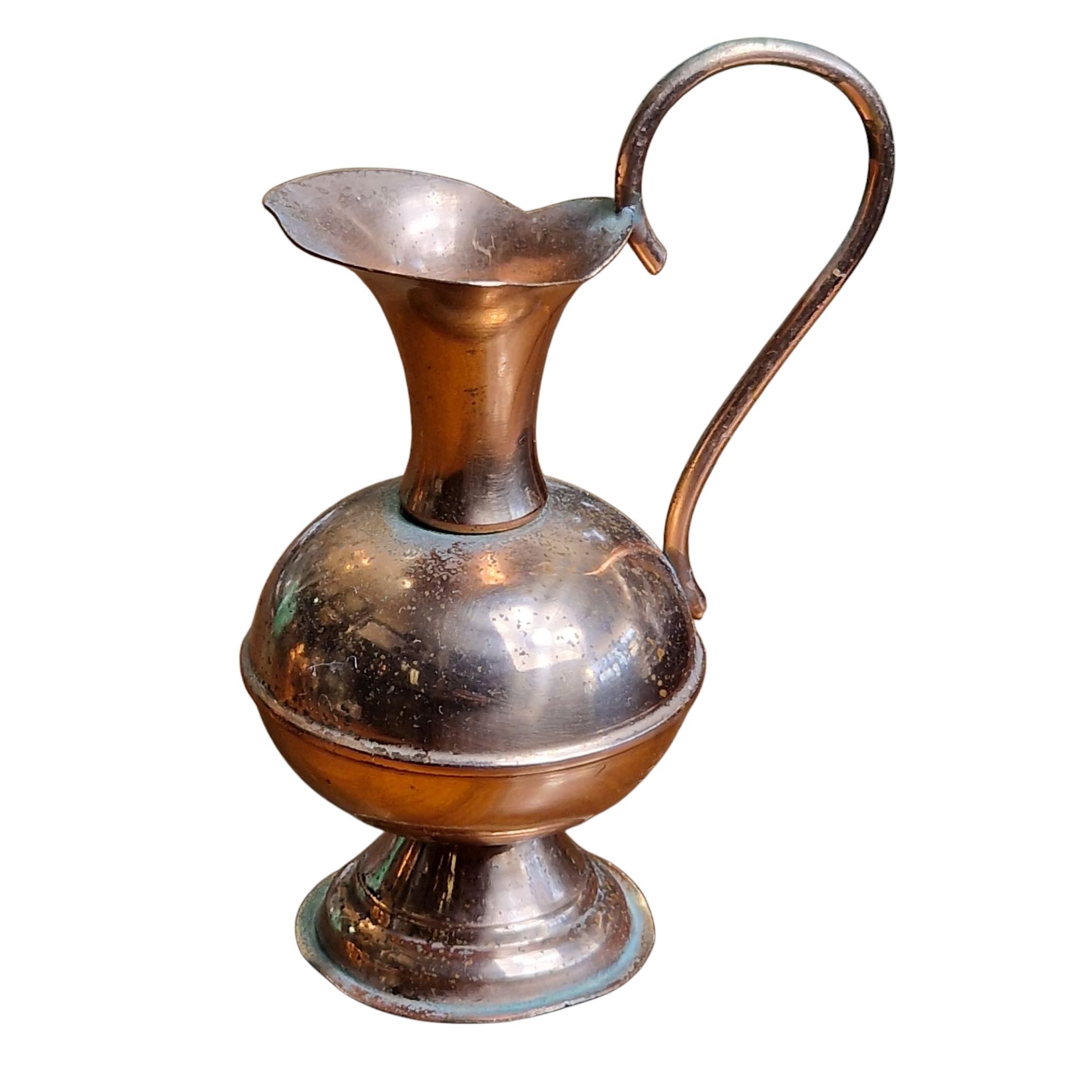 Jarra decorativa em cobre com asa curvilínea