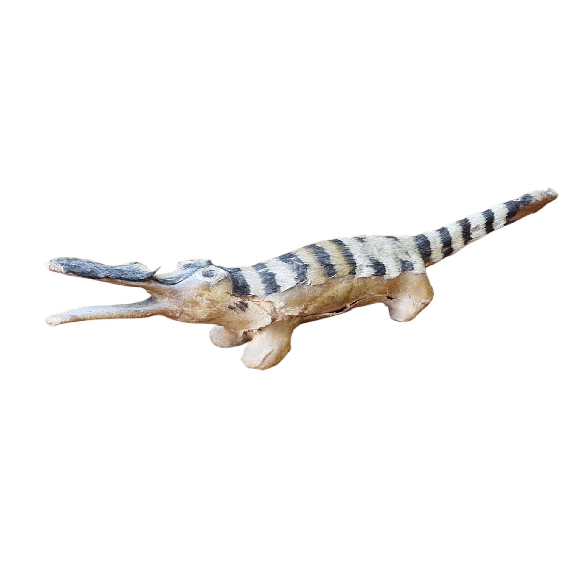 Figura animal em barro revestido com couro e pêlo – estilo artesanal exótico