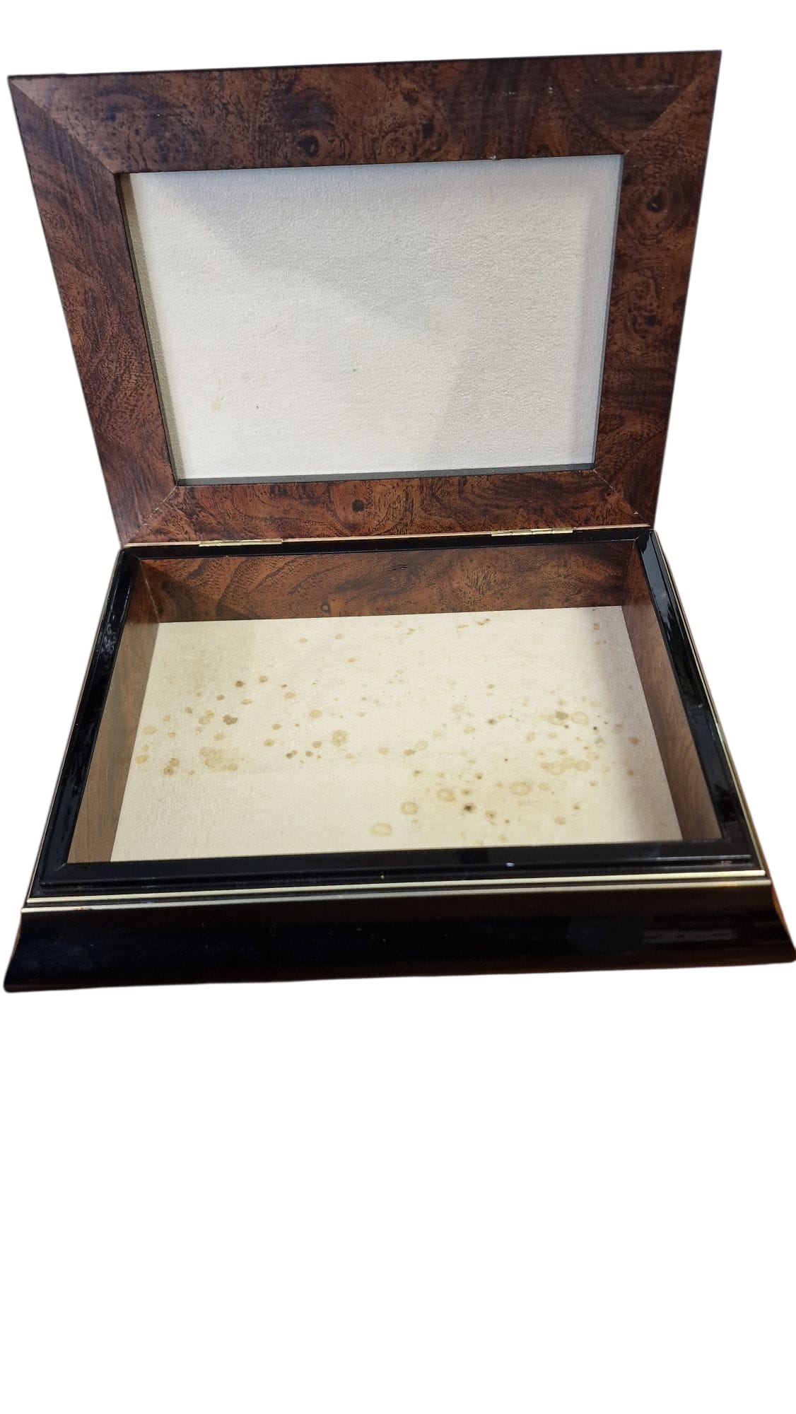 Caixa Guarda-Jóias em Madeira com Aplicação de Prata 925% – Cador