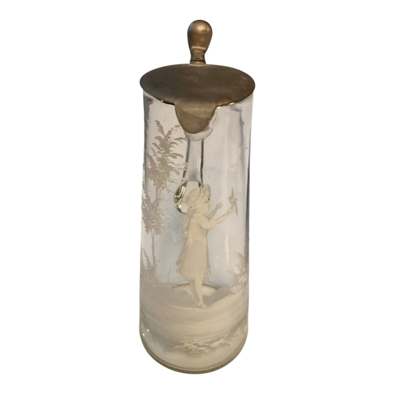 Jarra antiga em vidro pintado a esmalte com tampa metálica – 27,5 cm