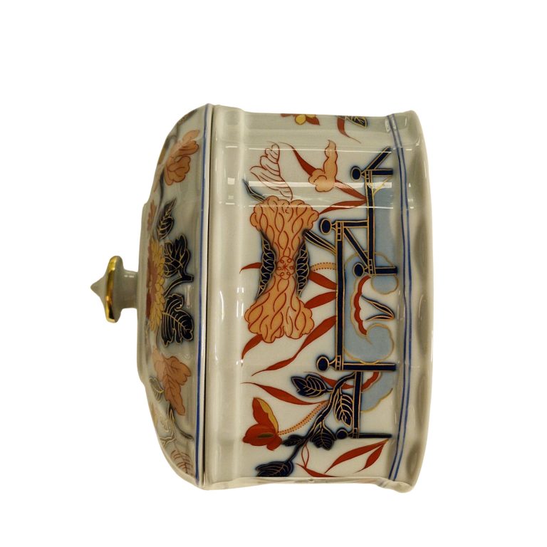 Caixa “Diogo” – Coleção Imari – Vista Alegre – Porcelana pintada à mão com ouro – 1980