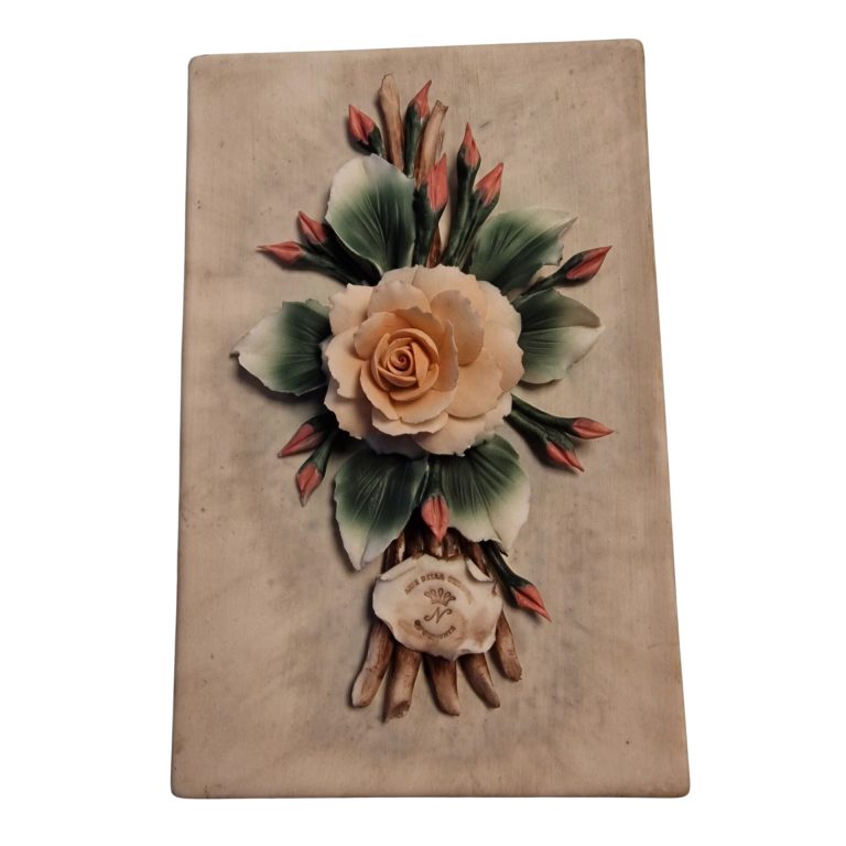 Painel Floral Capodimonte – Porcelana italiana pintada à mão – Arte della Ceramica Napoli – 25×16 cm