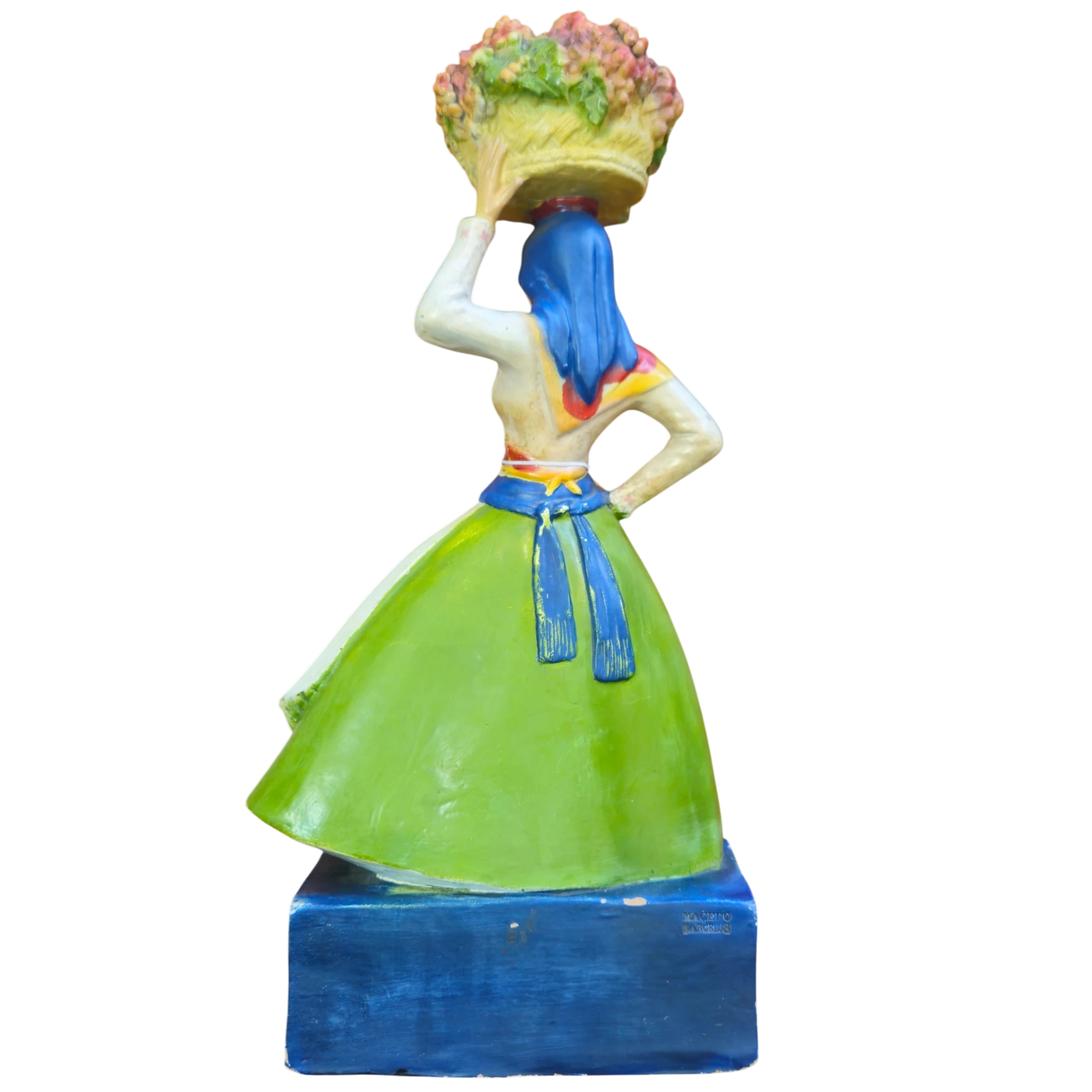 Figura Publicitária Brandy Constantino – Escultura Decorativa “Macedo Barcelos”