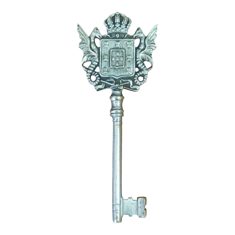 Chave Decorativa com Brasão Real Português – D. José I (1750)