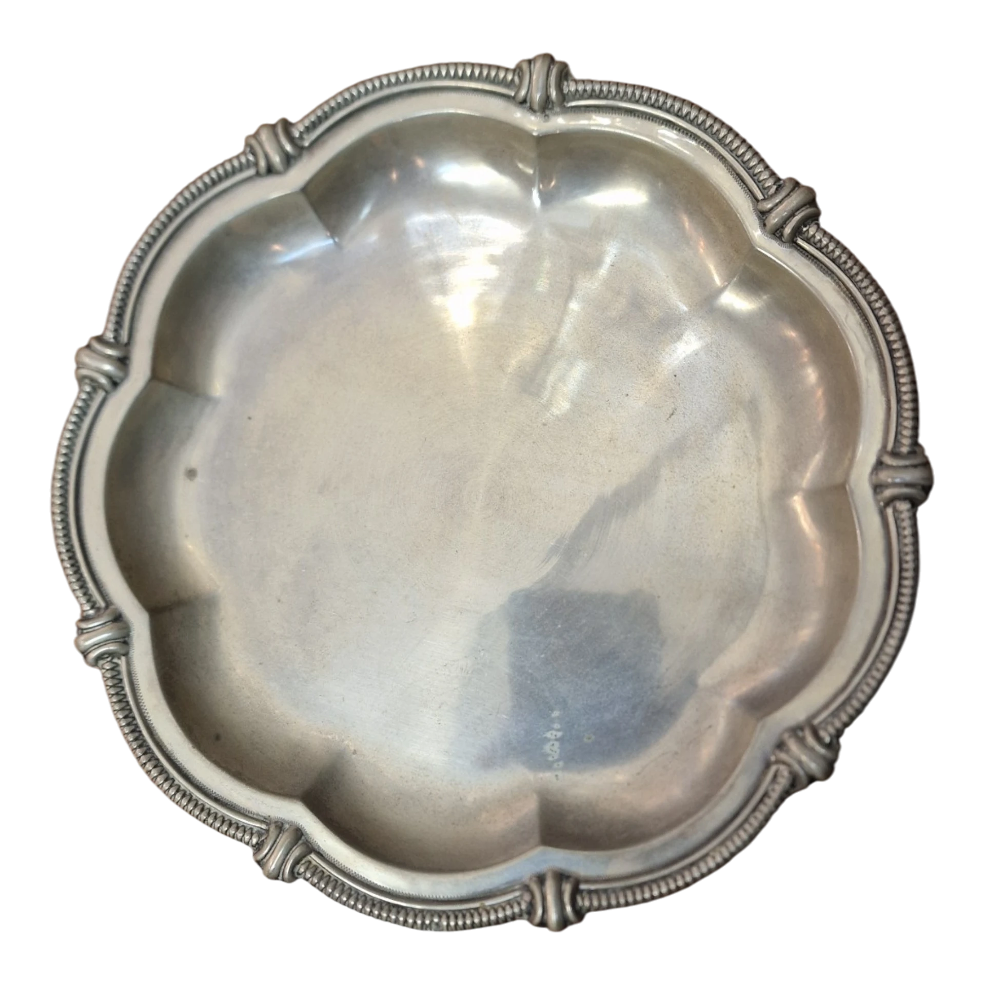 Prato Decorativo Antigo em Prata Portuguesa com Bordo Recortado – Punção Águia – 24,5 cm