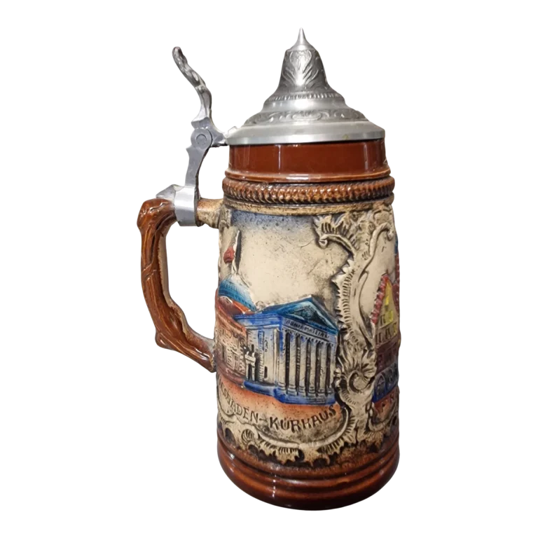 Caneca de cerveja alemã em cerâmica com tampa em estanho
