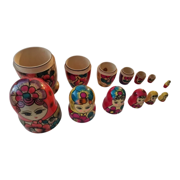 Matrioskas Russas em Madeira Pintadas à Mão Conjunto de 7 Peças
