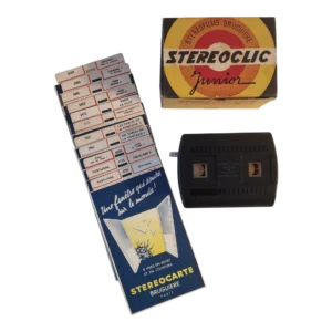 Conjunto Estereoscópico Vintage “Stereoclic Junior” com Estereocartes Bruguière Paris — França, c. 1950-1960