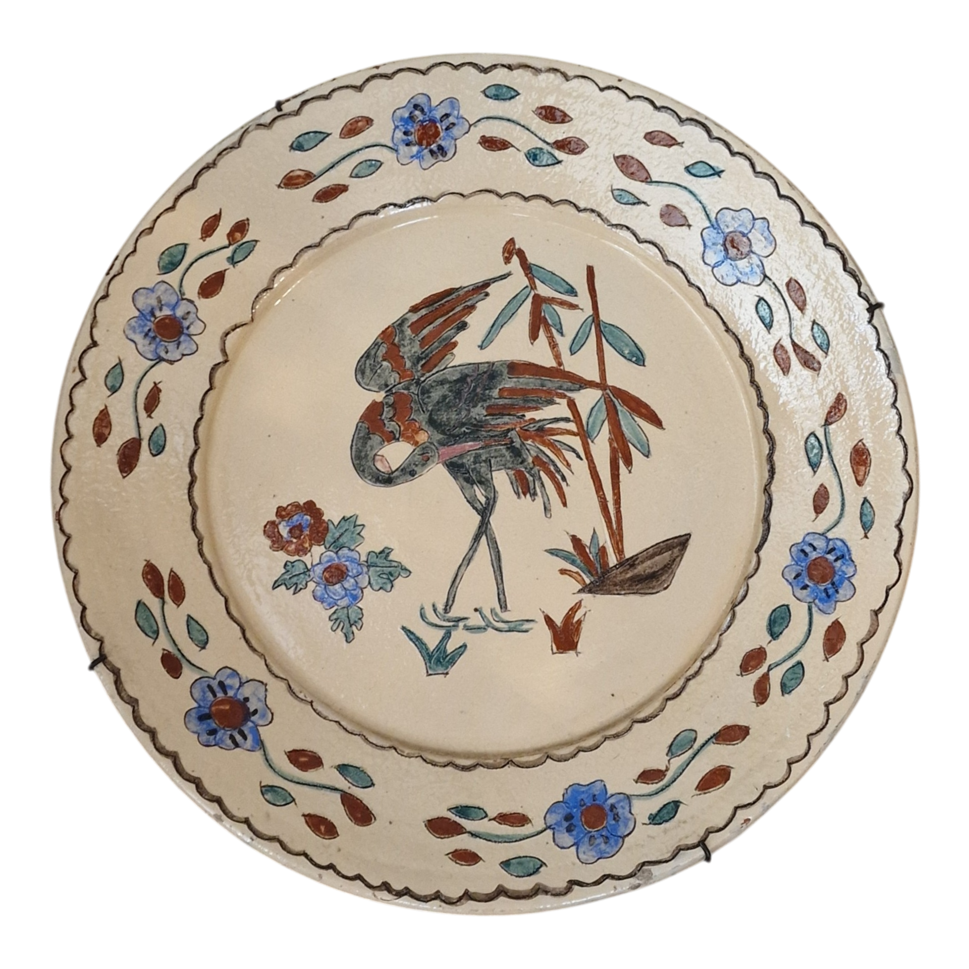 Prato de Parede em Barro Vidrado Pintado à Mão com Ave e Flores — 44 cm
