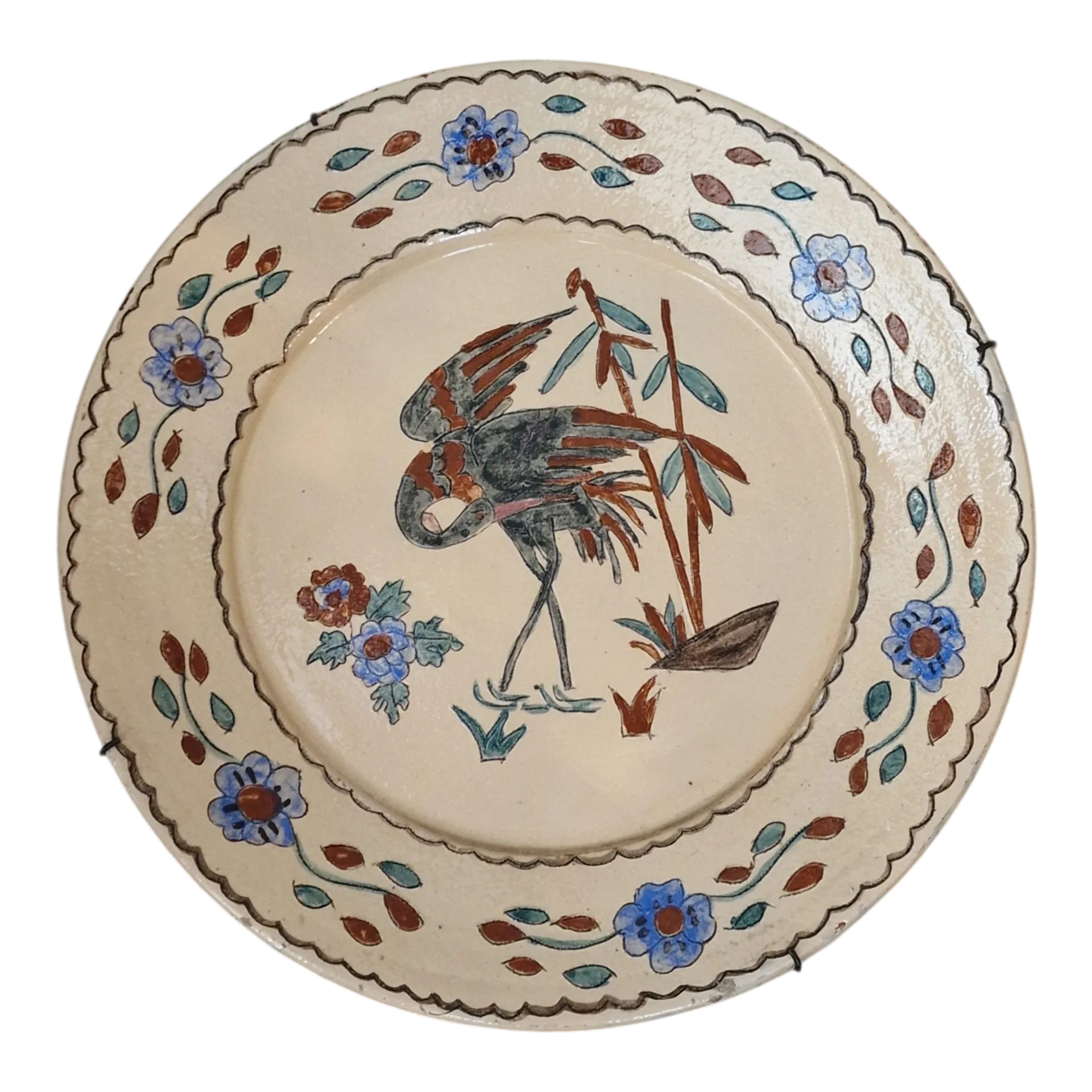 Prato de Parede em Barro Vidrado Pintado à Mão com Ave e Flores — 44 cm