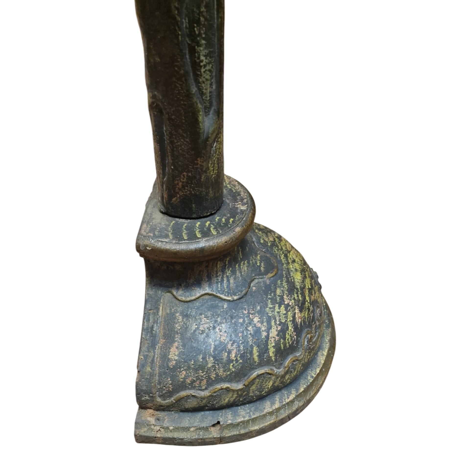 Grande Crucifixo de Altar com Cristo Policromado e Resplendor Dourado – c. 1890–1920 – 142 cm
