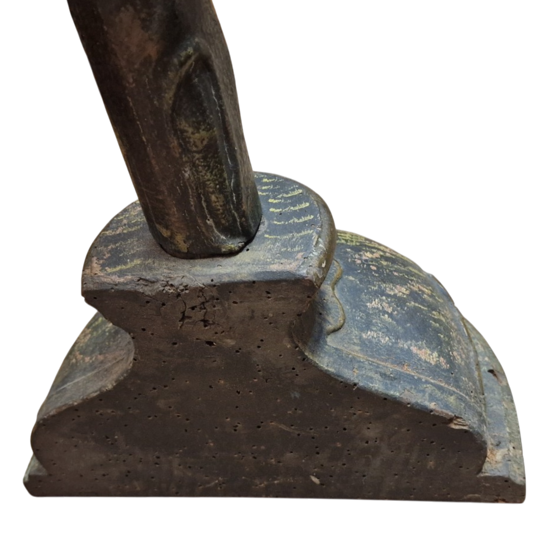 Grande Crucifixo de Altar com Cristo Policromado e Resplendor Dourado – c. 1890–1920 – 142 cm