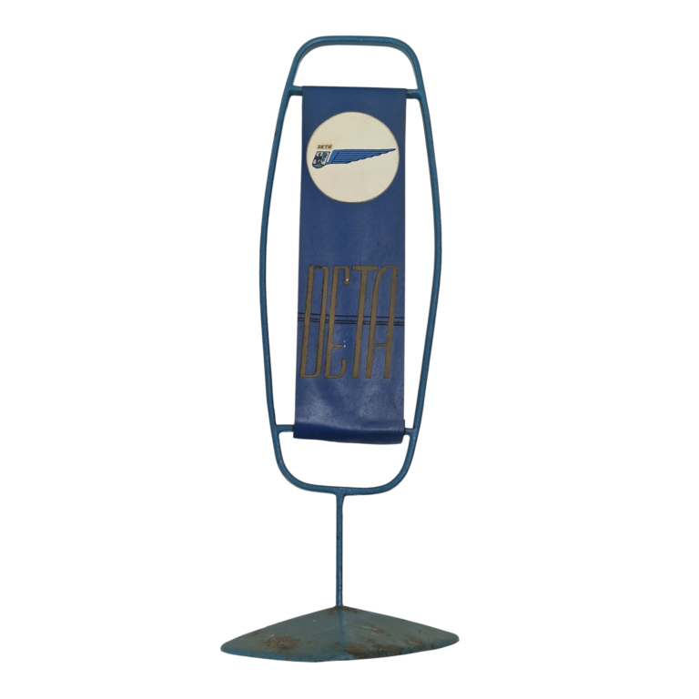Display de Balcão Vintage DETA (Linhas Aéreas de Moçambique) — Metal, 32.5 cm
